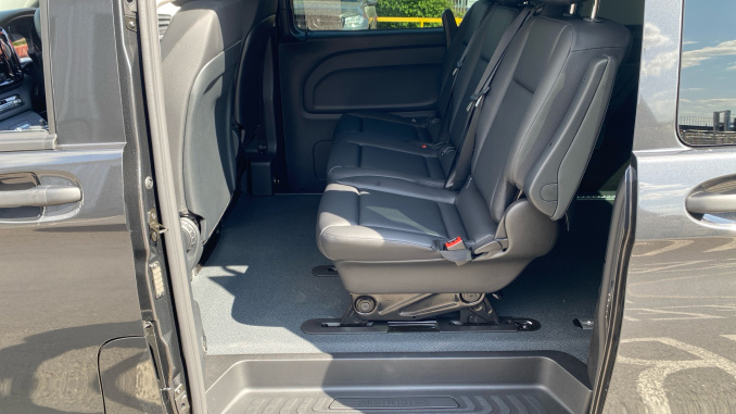 Mercedes-Benz Vito L2 Diesel Rwd 119CDI Select Crew Van 9G-Tronic - Image 17